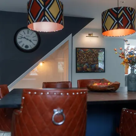 Hutton Mount Retreats Casa de Férias