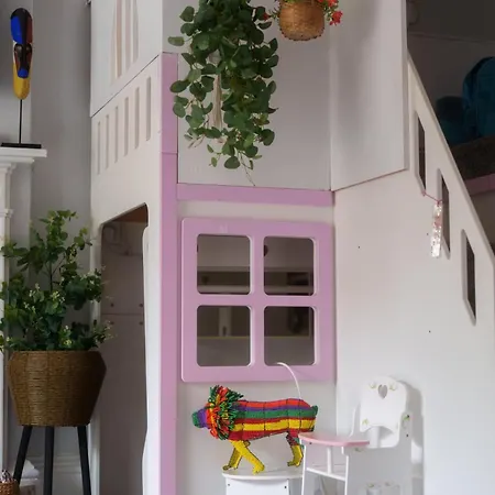 Hutton Mount Retreats 펜션 리펀