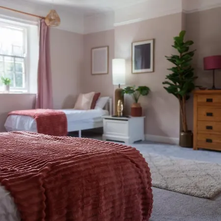 Hutton Mount Retreats