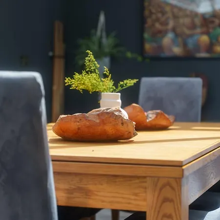 Hutton Mount Retreats Casa de Férias *